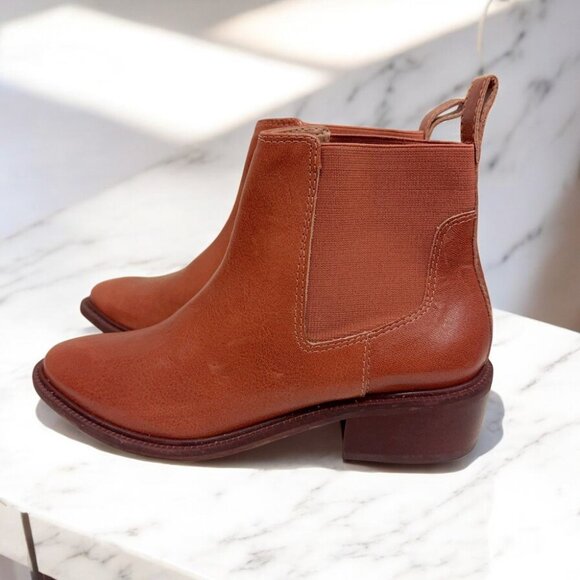 NWOT Kaanas Everest Distressed Chelsea Leather Bootie - Picture 5 of 11